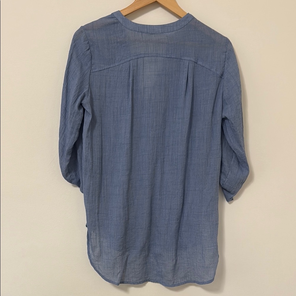 Lush Light Blue V-Neck Roll-Tab Sleeve Tunic - Picture 5 of 6